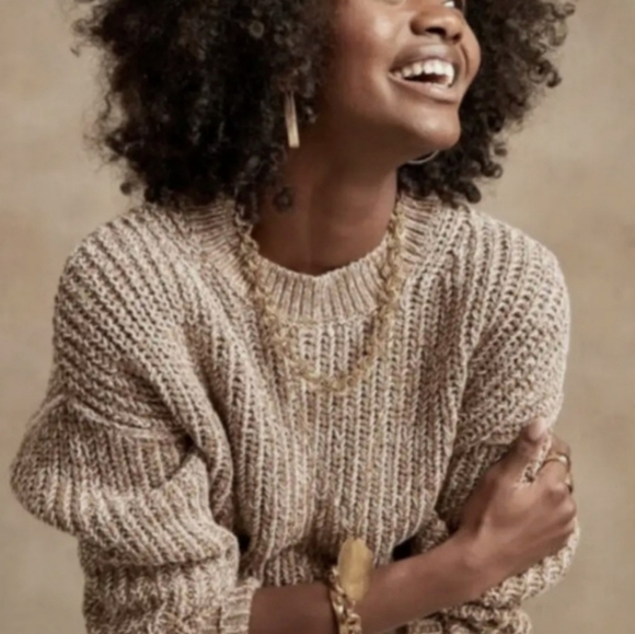 Banana Republic Oversized Ribb Sweater - Picture 9 of 10